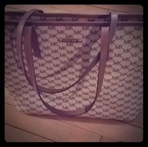 Michael Kors Tote